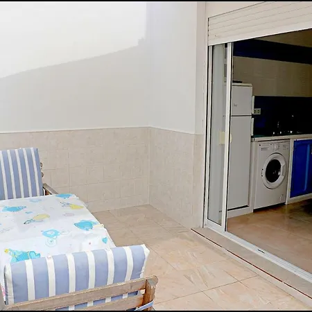 Con Terraza Apartment *